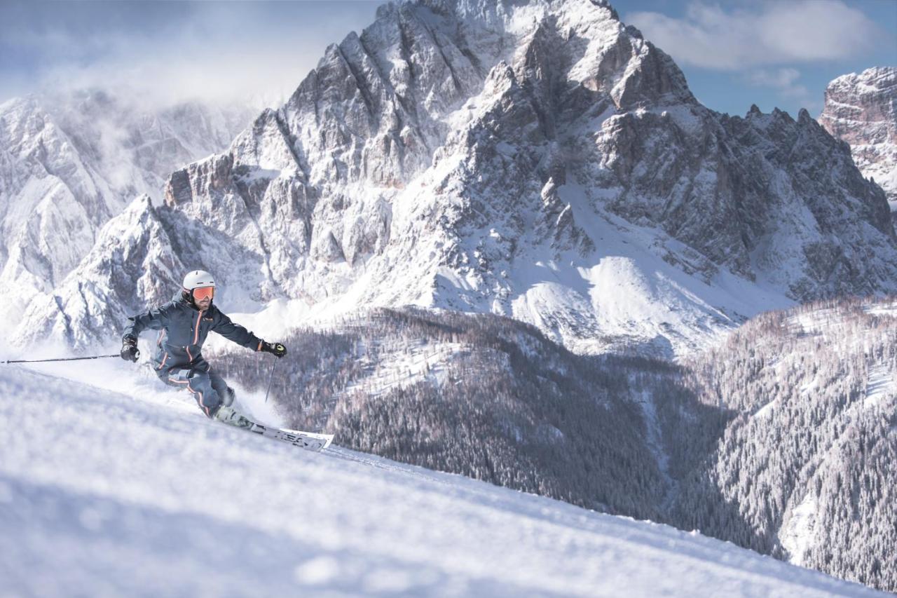 ホテル Loewe Dolomites サン・カンディド エクステリア 写真